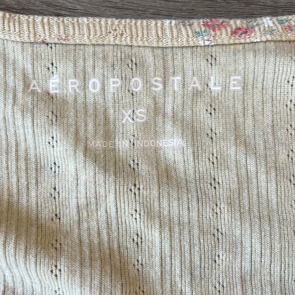 Top - Picture 2 of 3